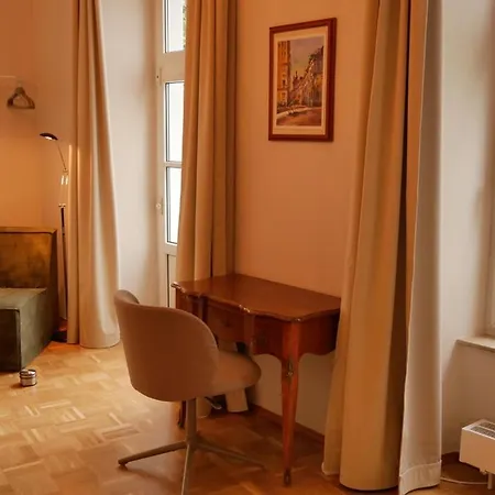 Fraueneck - Wohnen In Der Altstadt & Parkplatz Apartman